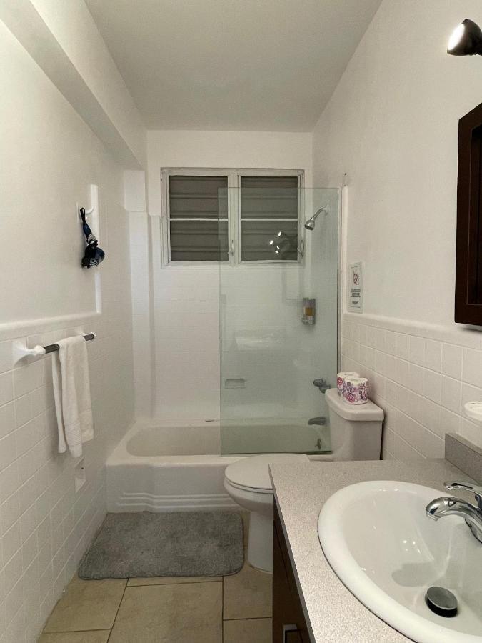 P4 Pr Rentals Condado Beach Guesthouse Сан-Хуан Екстер'єр фото